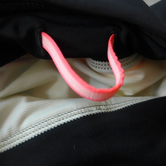 Lululemon Women 4 Speed Short Wee Wheezy Check - Picture 12 of 12